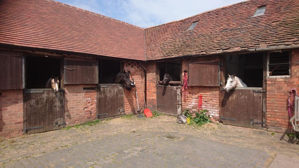 Church Farm Accommodation Bickenhill Exterior photo